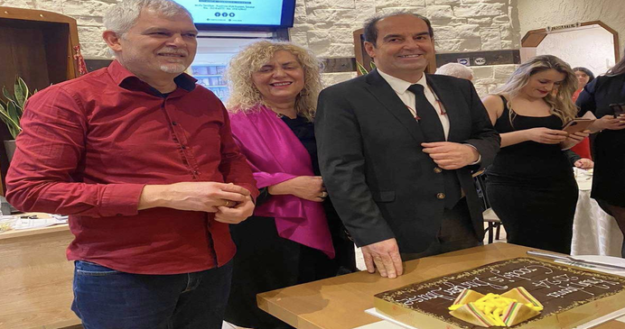 Το Goodys Burger House Τρικάλων έκοψε την πρωτοχρονιάτικη πίτα του